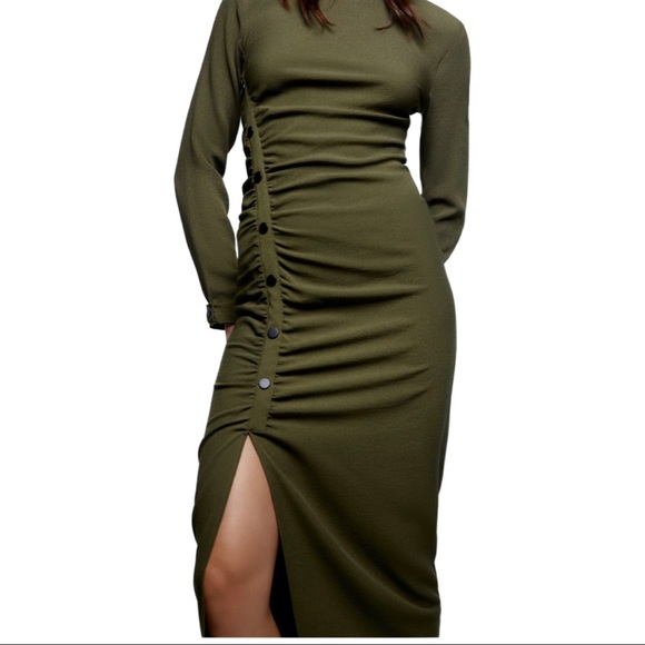 Zara Round Neck Midi Dress - Picture 5 of 5